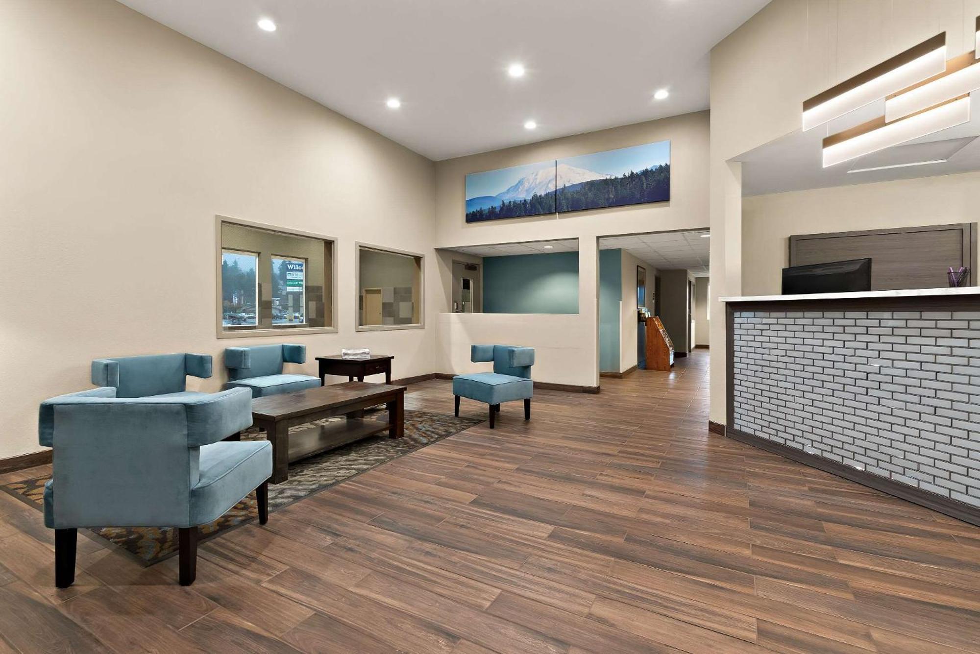 Inn Sleep Longview 3*