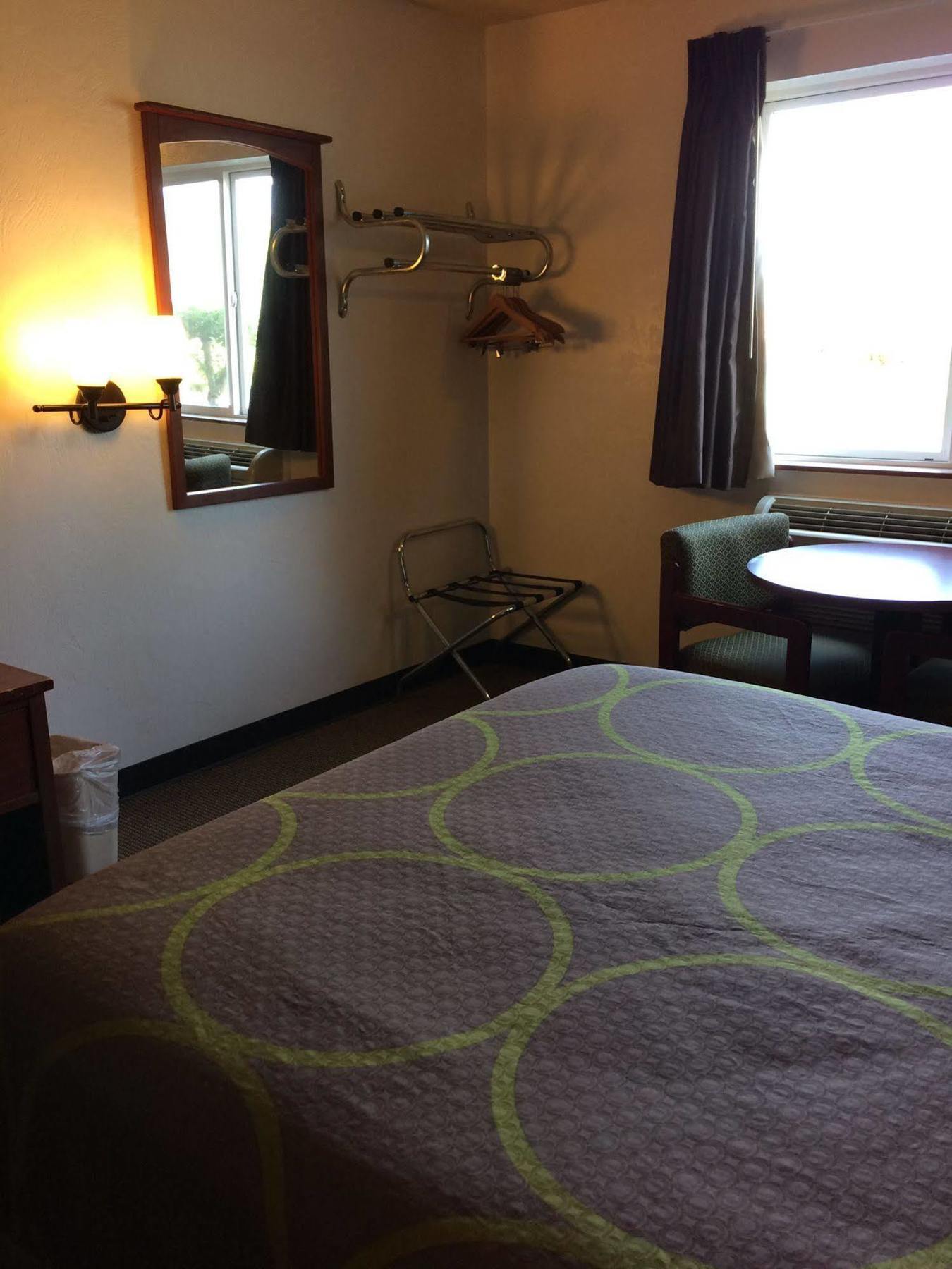 Sleep Longview 3*